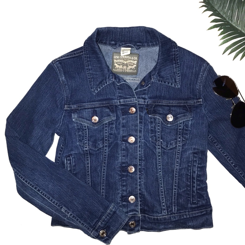 Levi’s Denim Jacket Size Small